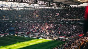 FIFA“保送”阿根廷又出证据 决赛主裁严判西甲两大豪门 差点被起诉（配图示意）